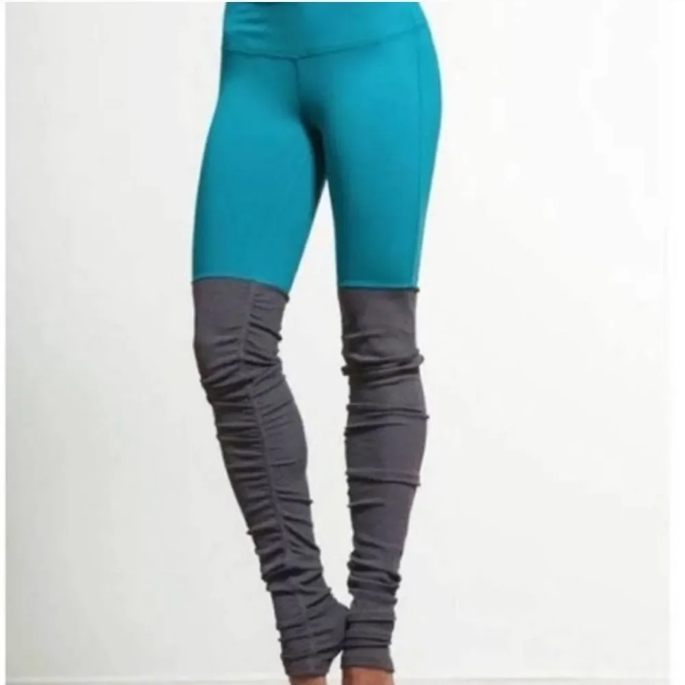 ALO Yoga Teal Turquoise Scrunch Goddess Legging Size Small
